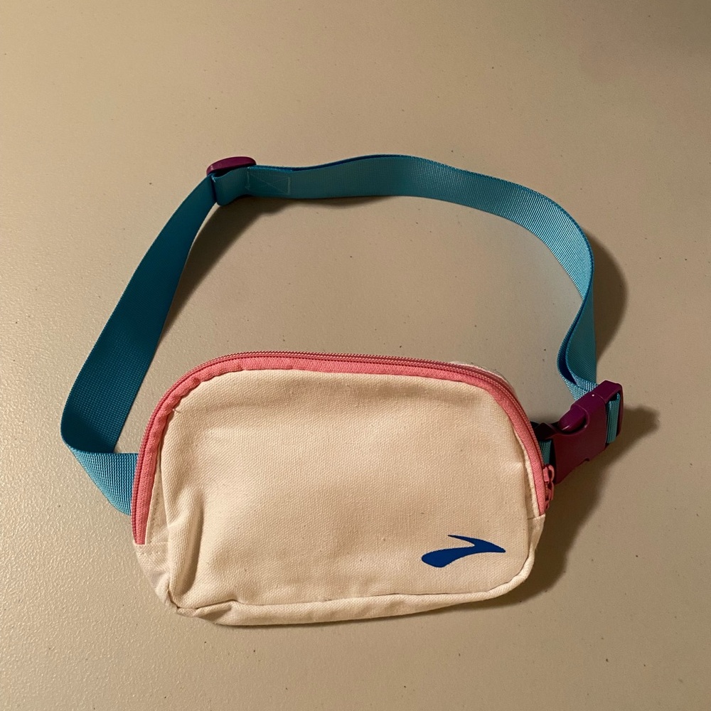 Brooks Cream and Blue Waist Bag